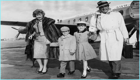 Did Desi Arnaz Jr have a child at 15?